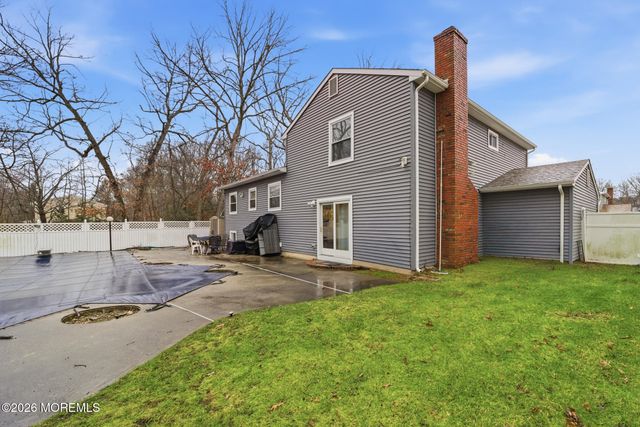 2 Pioneer Drive, Howell, NJ 07731