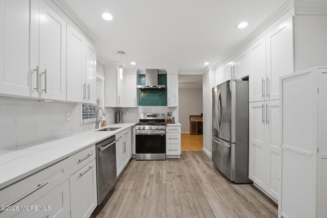 2 Pioneer Drive, Howell, NJ 07731