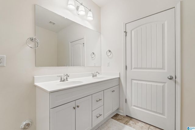 351 GLEN CROSS WAY, Trussville, AL 35173