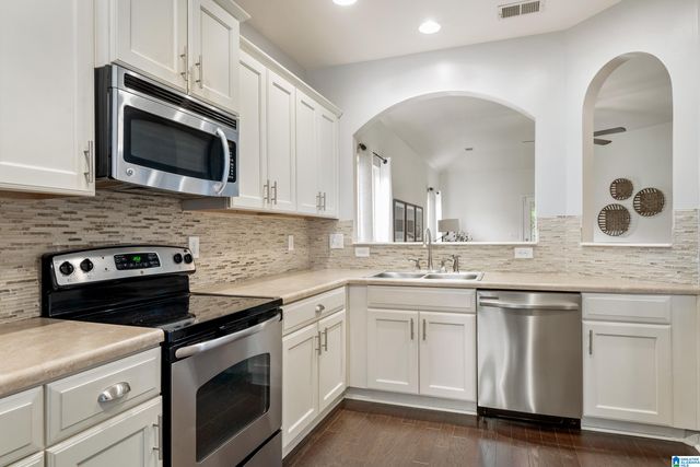 351 GLEN CROSS WAY, Trussville, AL 35173