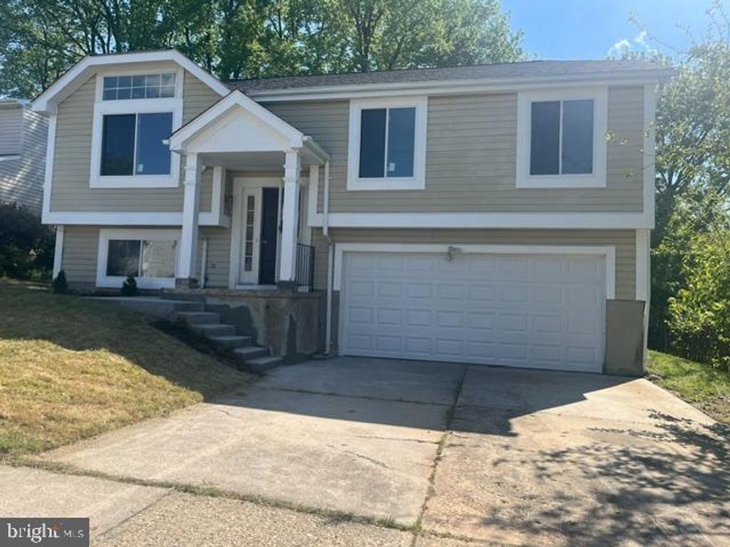 1407 GESNA DR, Hanover, MD 21076