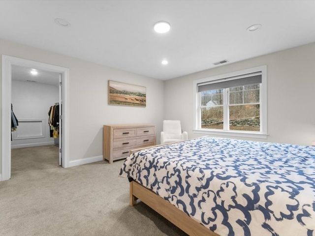 14 Elmrock Dr, Grafton, MA 01536