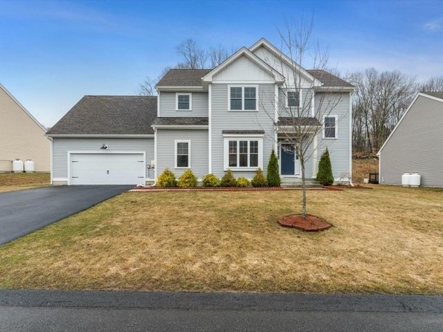14 Elmrock Dr, Grafton, MA 01536