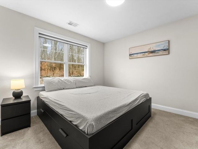 14 Elmrock Dr, Grafton, MA 01536