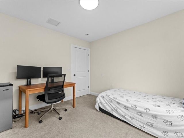 14 Elmrock Dr, Grafton, MA 01536