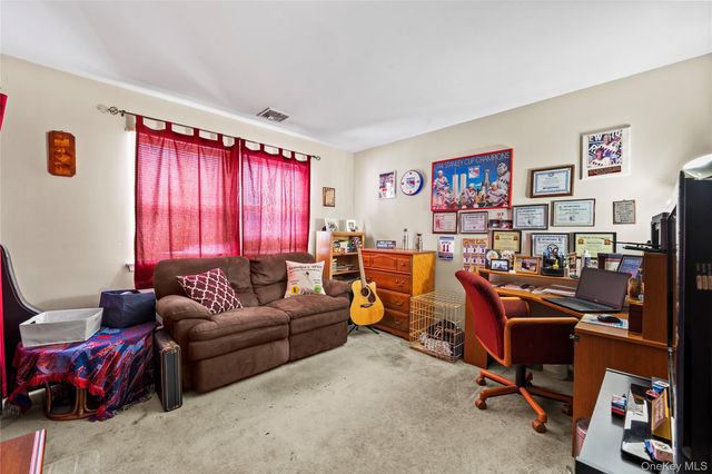 3 Crystal Brook Court, Islip, NY 11751