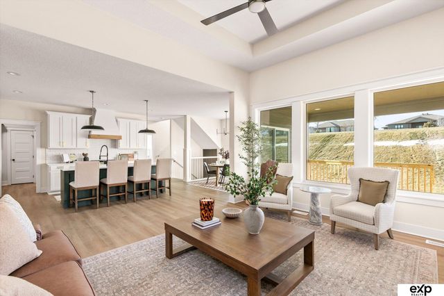 10202 S 184th Street, Omaha, NE 68136