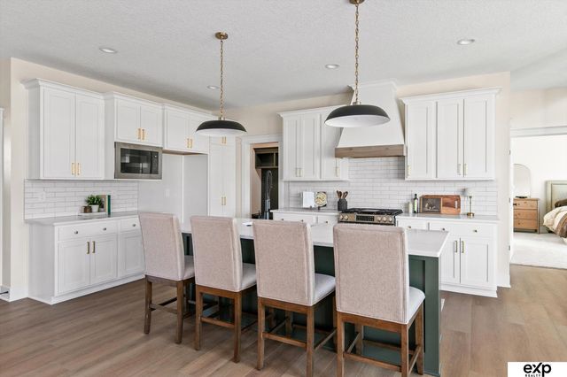 10202 S 184th Street, Omaha, NE 68136