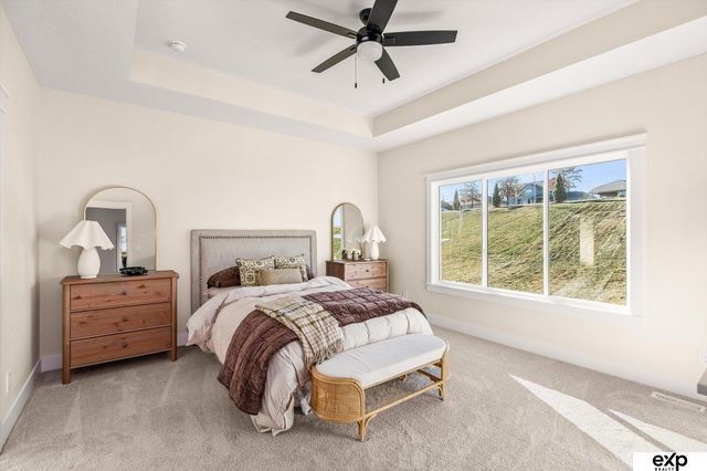 10202 S 184th Street, Omaha, NE 68136