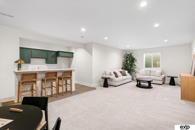 10202 S 184th Street, Omaha, NE 68136