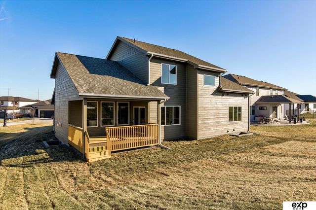 10202 S 184th Street, Omaha, NE 68136