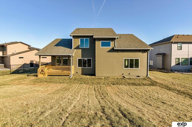 10202 S 184th Street, Omaha, NE 68136