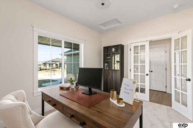 10202 S 184th Street, Omaha, NE 68136