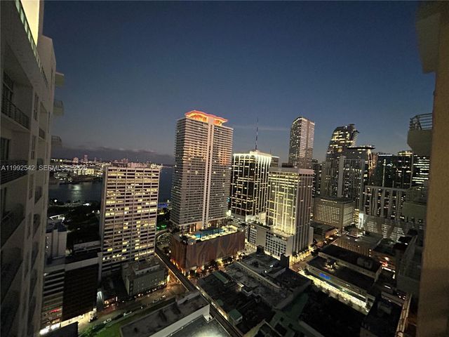 133 NE 2nd Ave 3410, Miami, FL 33132