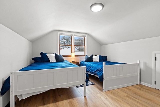 960 WATERMOLEN AVENUE, Green Bay, WI 54304