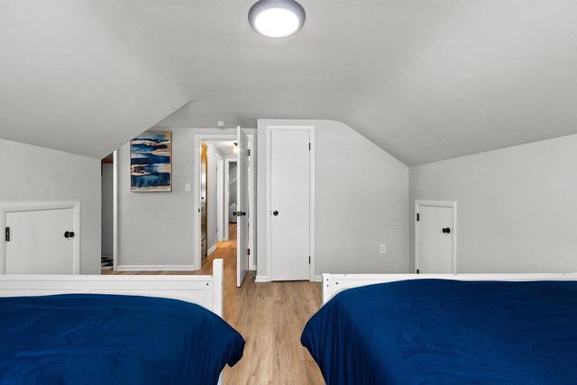 960 WATERMOLEN AVENUE, Green Bay, WI 54304