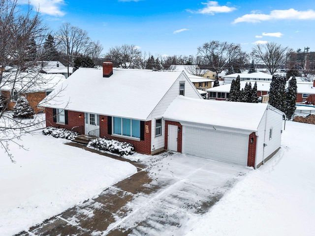 960 WATERMOLEN AVENUE, Green Bay, WI 54304