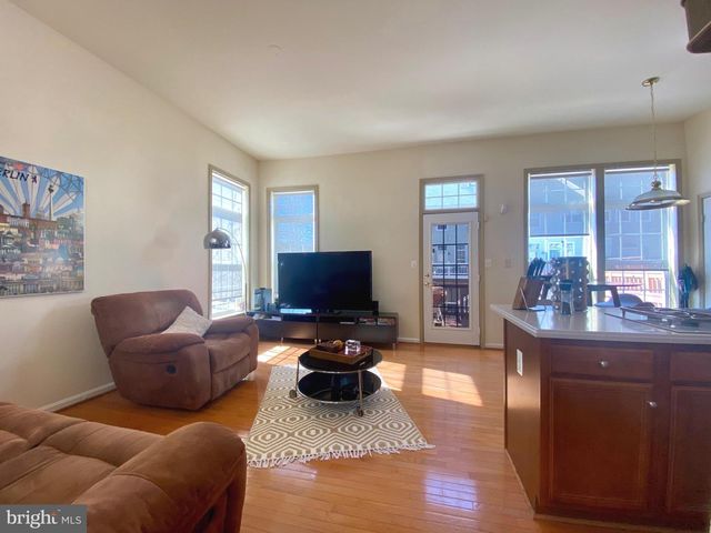 21975 WINDOVER DR, Broadlands, VA 20148