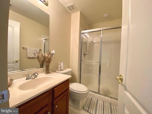 21975 WINDOVER DR, Broadlands, VA 20148