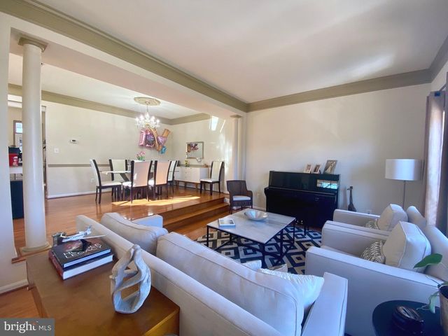 21975 WINDOVER DR, Broadlands, VA 20148