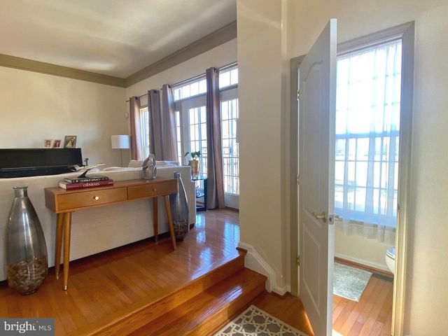 21975 WINDOVER DR, Broadlands, VA 20148