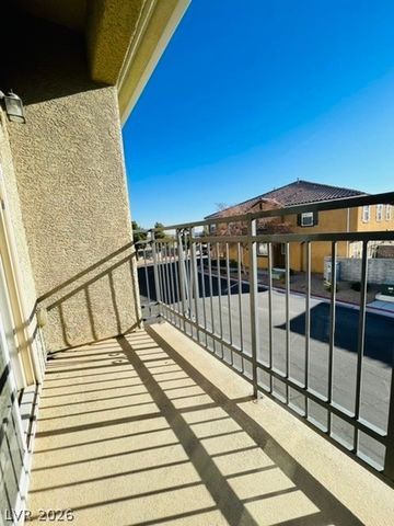 6122 PINE VILLA Avenue 101, Las Vegas, NV 89108