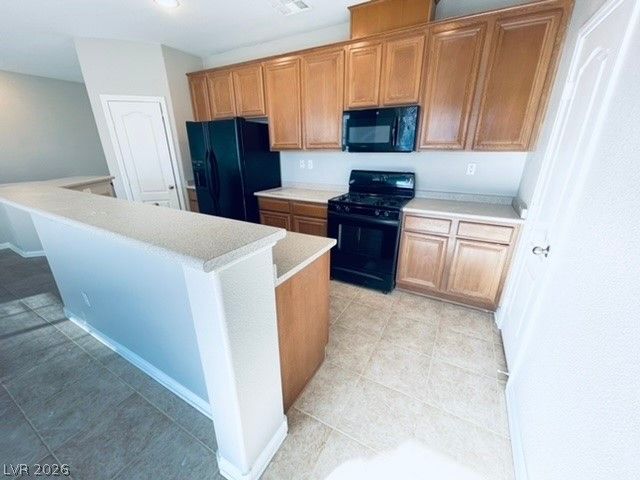 6122 PINE VILLA Avenue 101, Las Vegas, NV 89108