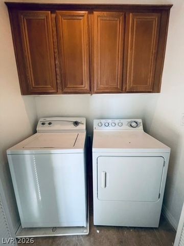 6122 PINE VILLA Avenue 101, Las Vegas, NV 89108