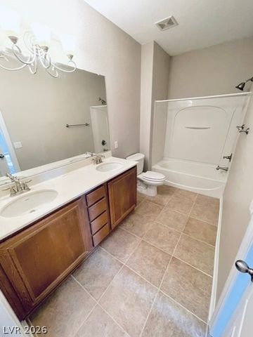 6122 PINE VILLA Avenue 101, Las Vegas, NV 89108