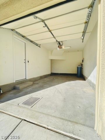 6122 PINE VILLA Avenue 101, Las Vegas, NV 89108