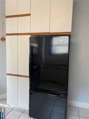 79 Beechwood Avenue, Bogota, NJ 07603