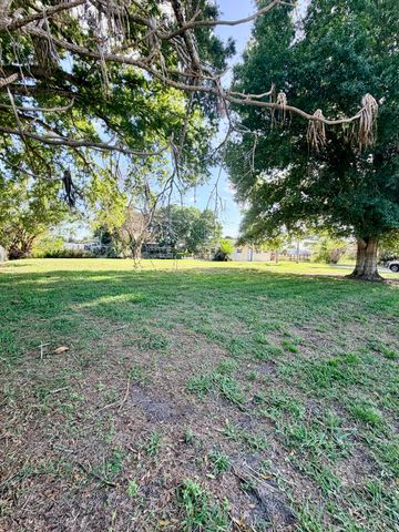 4046 SE 26th Street, Okeechobee, FL 34974