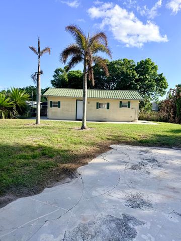4046 SE 26th Street, Okeechobee, FL 34974