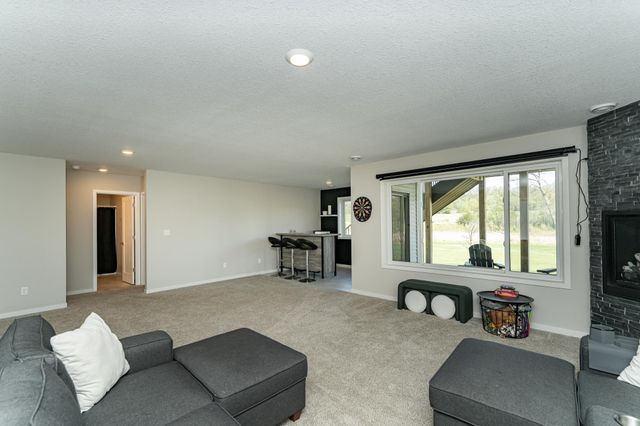 1639 Hadley Creek Drive NE, Rochester, MN 55906