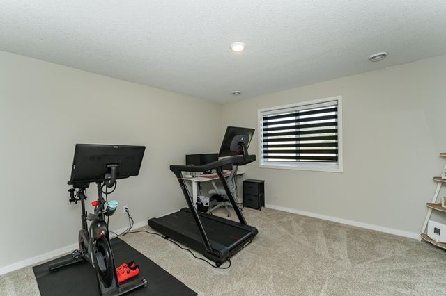 1639 Hadley Creek Drive NE, Rochester, MN 55906