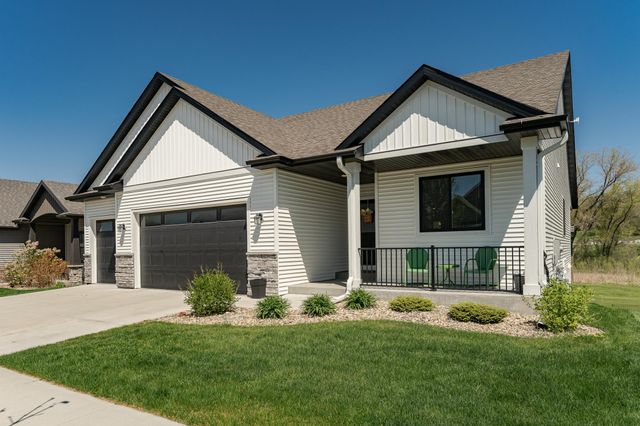 1639 Hadley Creek Drive NE, Rochester, MN 55906