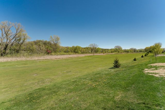 1639 Hadley Creek Drive NE, Rochester, MN 55906