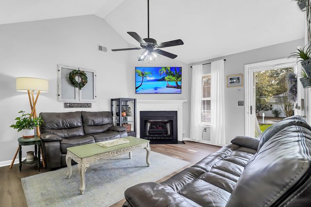 1204 Marvin Avenue, Charleston, SC 29407