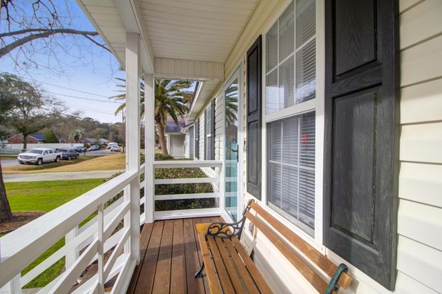 1204 Marvin Avenue, Charleston, SC 29407