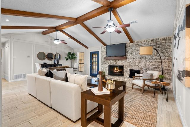 826 Indian Trail, Argyle, TX 76226