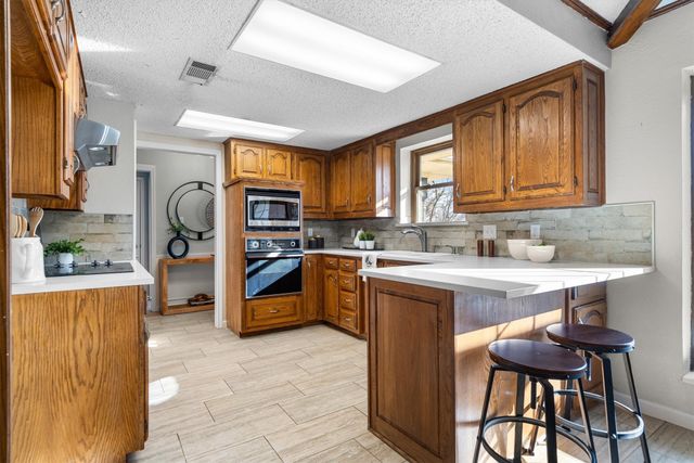 826 Indian Trail, Argyle, TX 76226