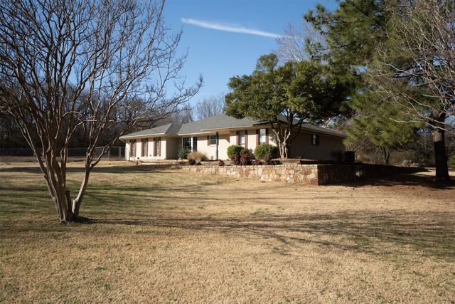 826 Indian Trail, Argyle, TX 76226