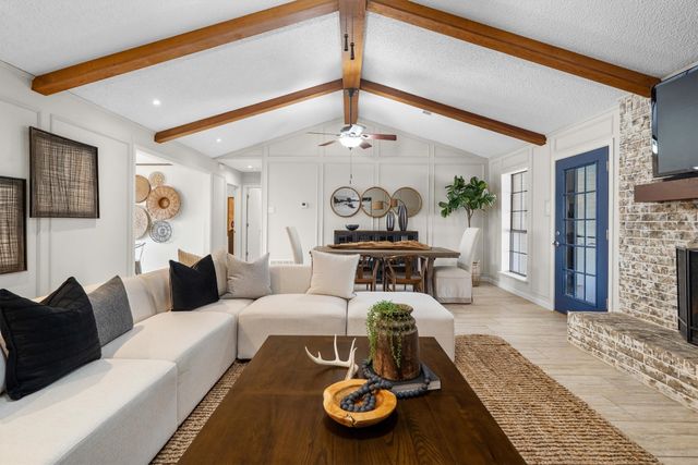 826 Indian Trail, Argyle, TX 76226