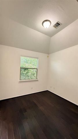 6363 Fairdale Lane C, Houston, TX 77057