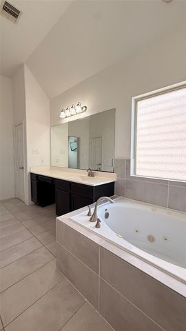 6363 Fairdale Lane C, Houston, TX 77057