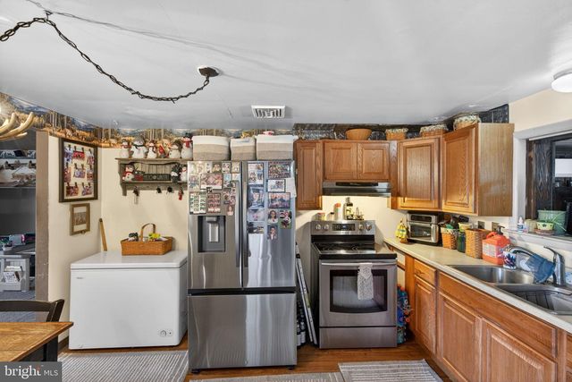 962 GROSSTOWN RD, Pottstown, PA 19464