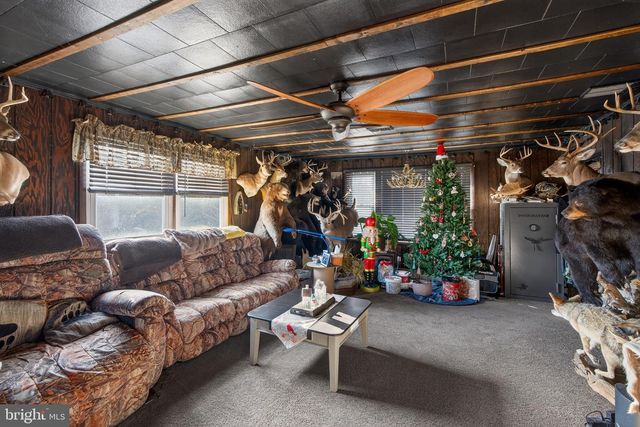 962 GROSSTOWN RD, Pottstown, PA 19464