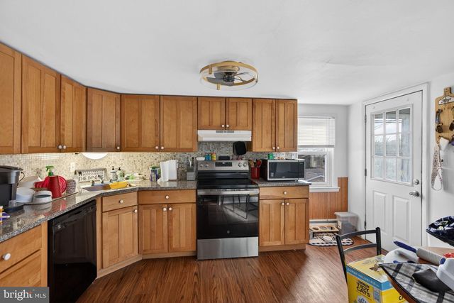 962 GROSSTOWN RD, Pottstown, PA 19464