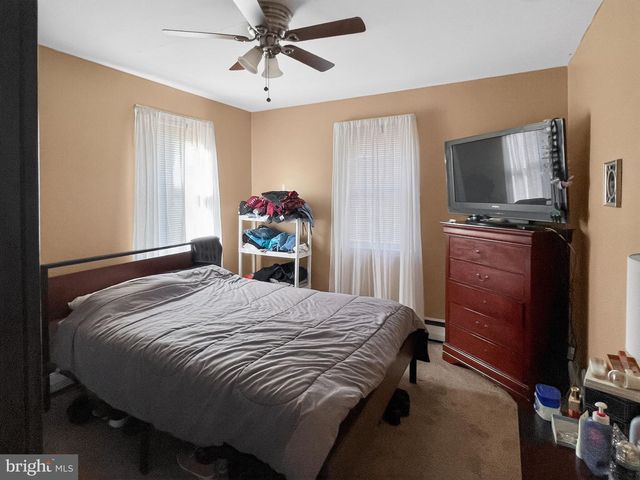 962 GROSSTOWN RD, Pottstown, PA 19464