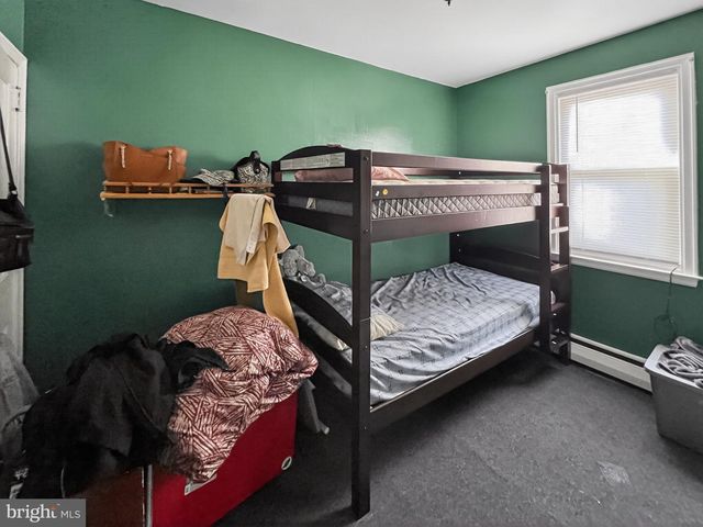 962 GROSSTOWN RD, Pottstown, PA 19464